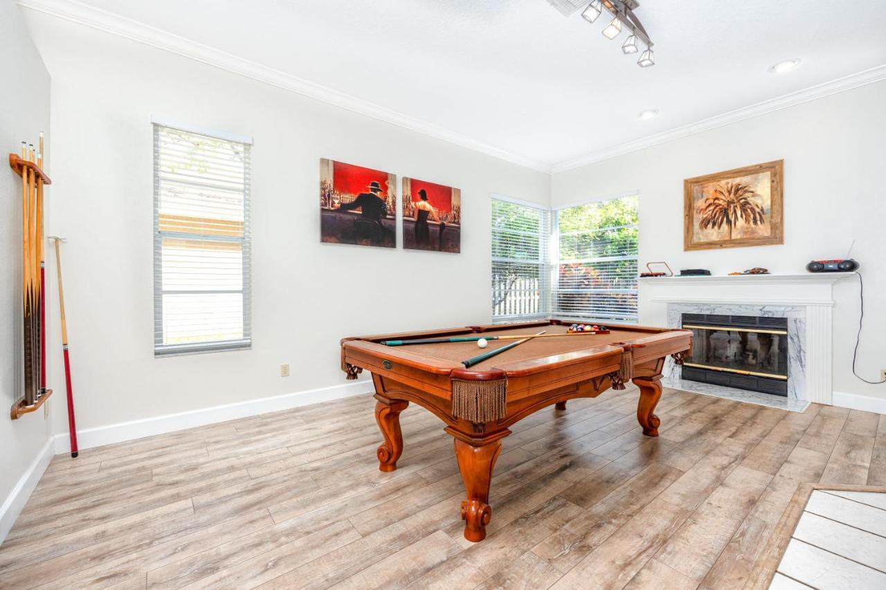 Palm Harbor Paradise - Lovely Home With Pool & Hot Tub Екстер'єр фото
